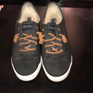 Size 9 black Sperry top sider